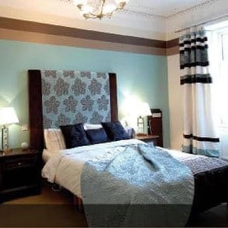 Bothwell Bridge Hotel Bagian luar foto