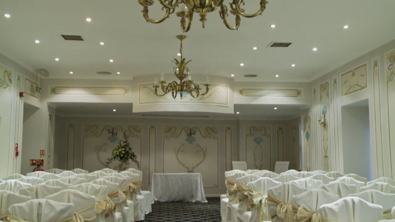 Bothwell Bridge Hotel Bagian luar foto