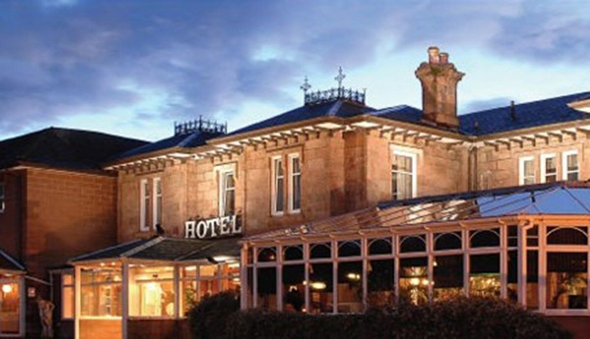 Bothwell Bridge Hotel Bagian luar foto